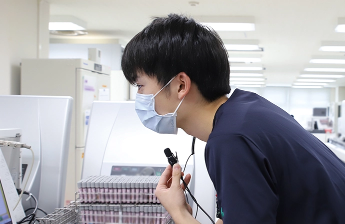 導入事例 亀田メディカルセンター 近くのスタッフが状況を把握して対応できる