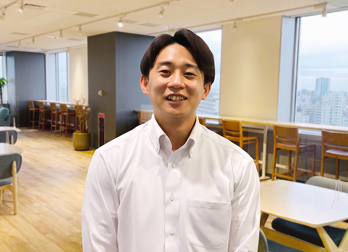 先輩インタビュー 営業部